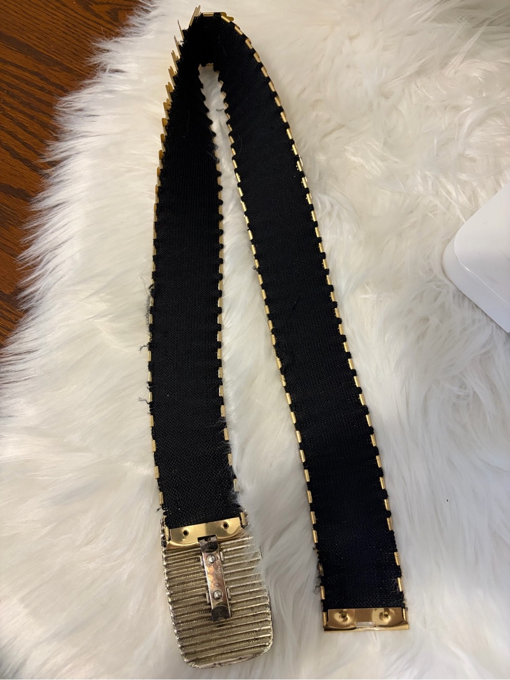 Vintage 80s Gold Metallic Scale Elastic Belt Rhinestone Buckle SIZE LARGE/X-LG - Picture 10 of 13